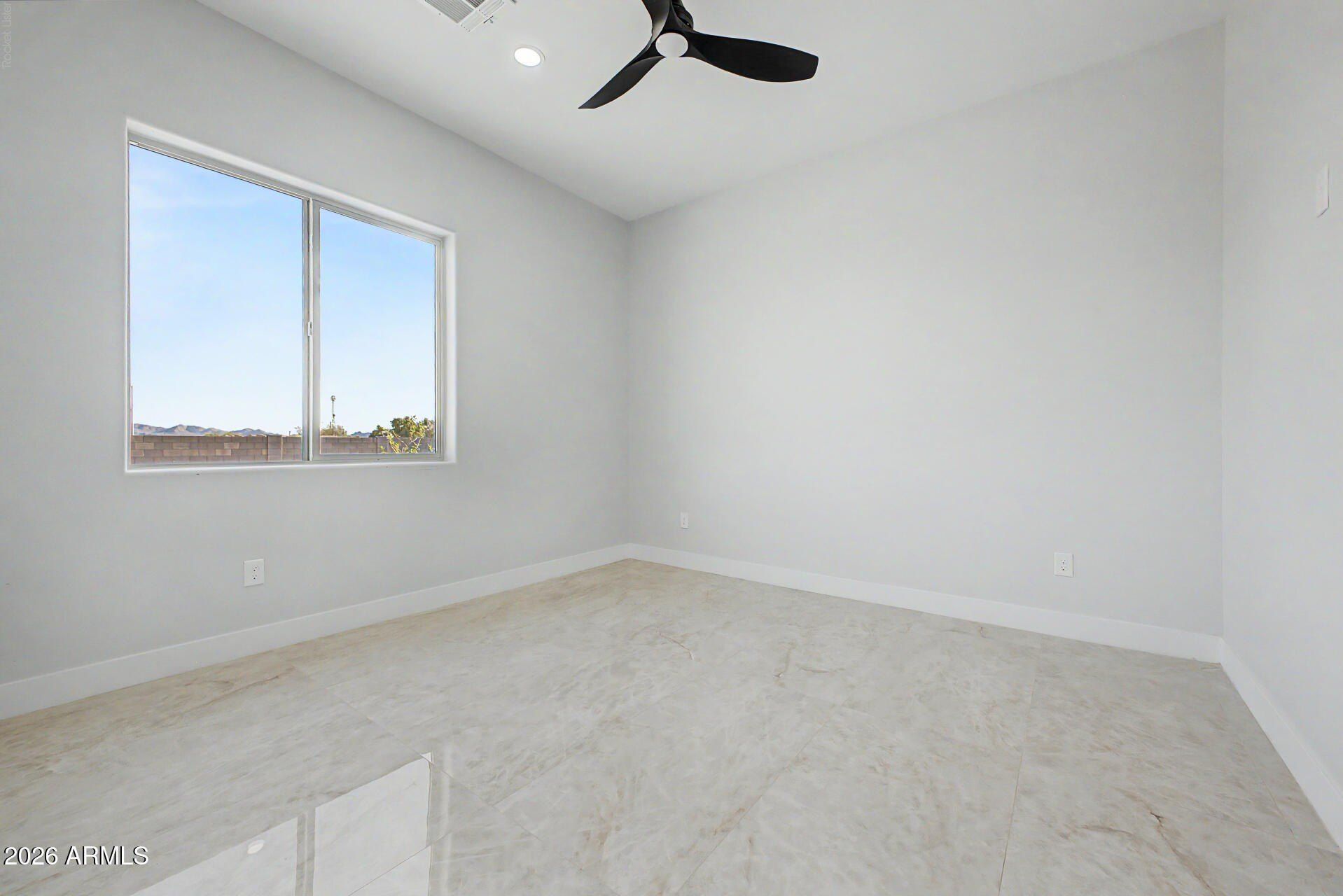 24025 W Beacon Lane. Wittmann, AZ 85361
