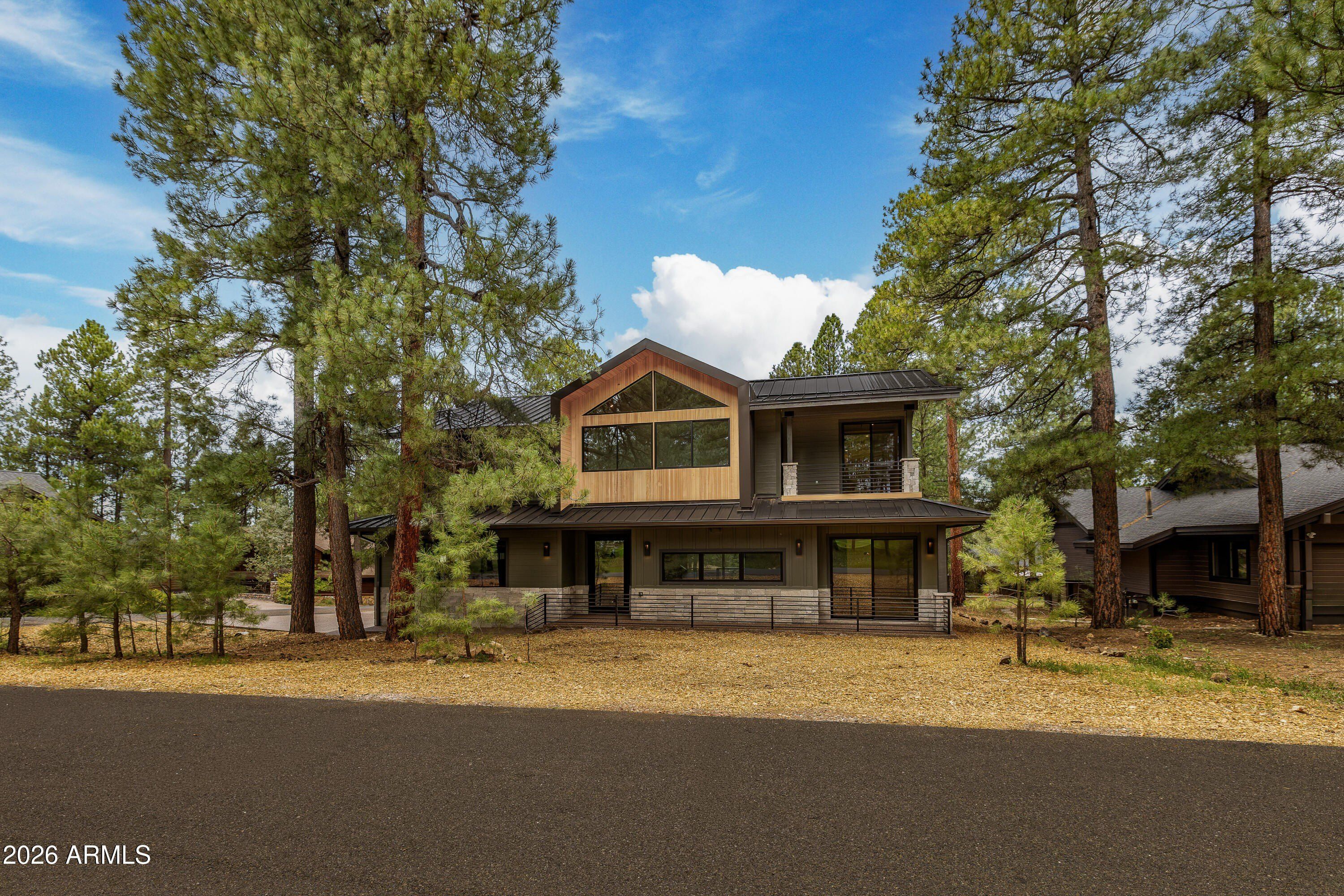 2433 Link Smith. Flagstaff, AZ 86005