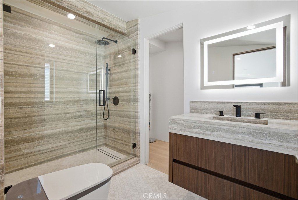 2910 Bayside. Corona Del Mar, CA 92625