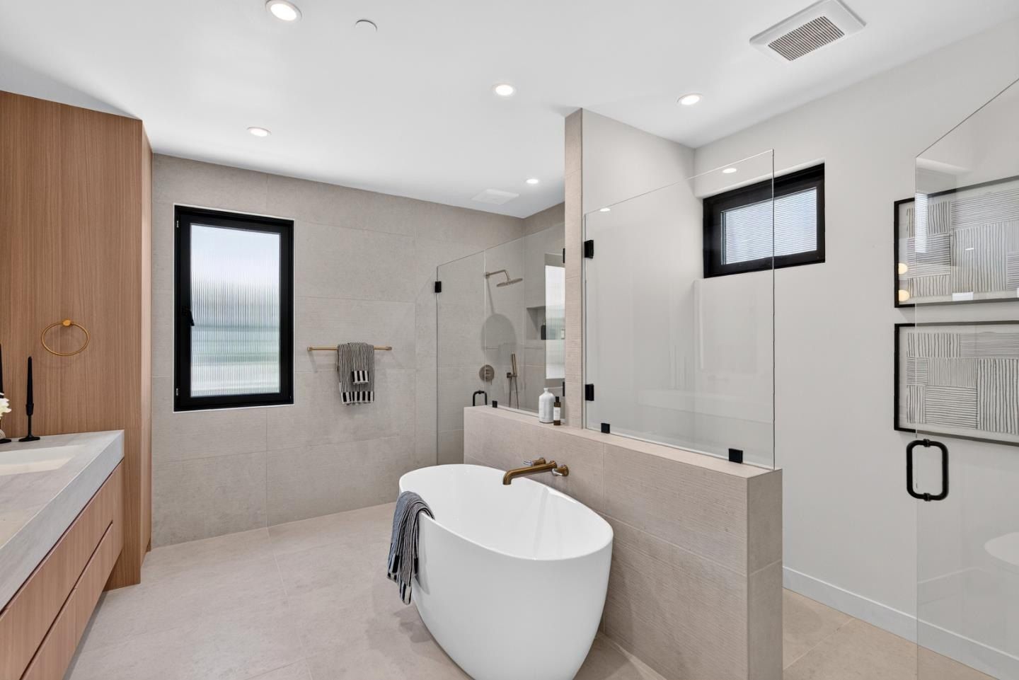 1166 Fordham Way. Mountain View, CA 94040