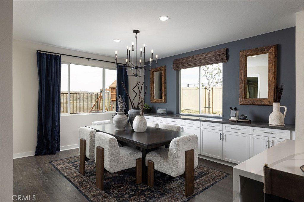39301 Saddle Drive. Palmdale, CA 93551