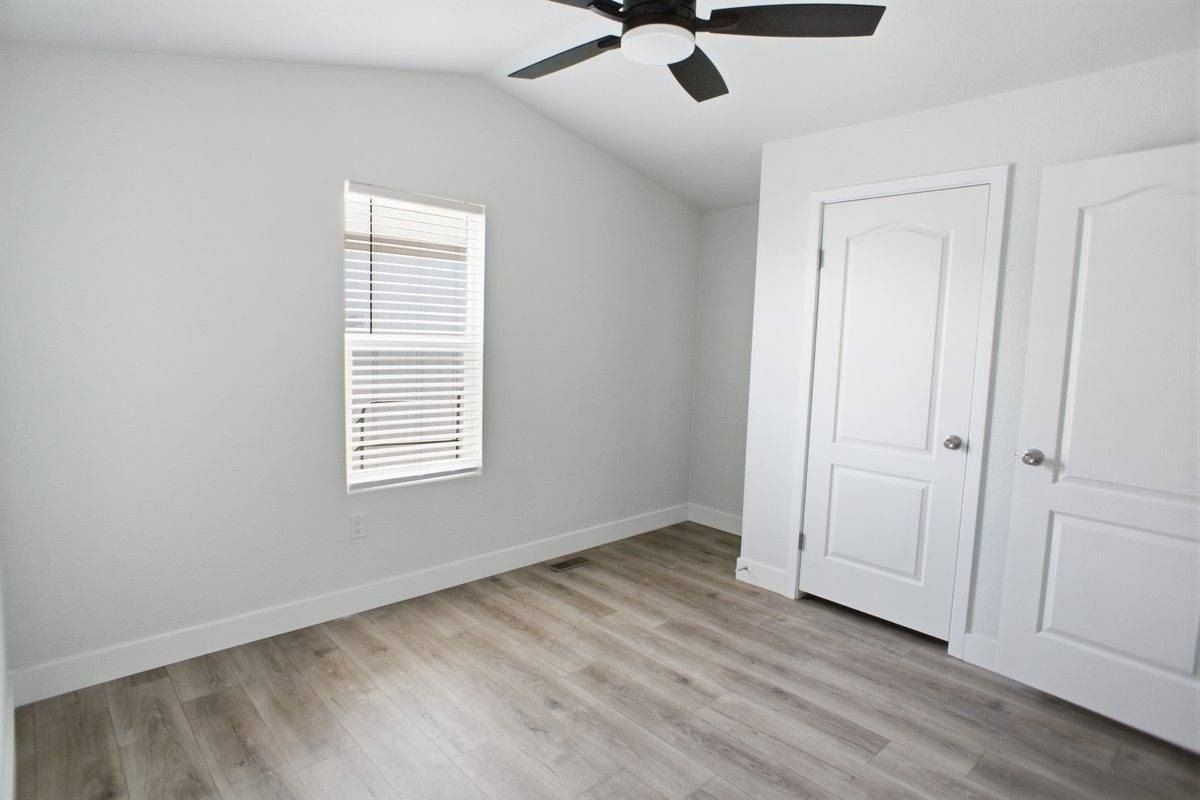 23830 Newhall Avenue. Newhall, CA 91321