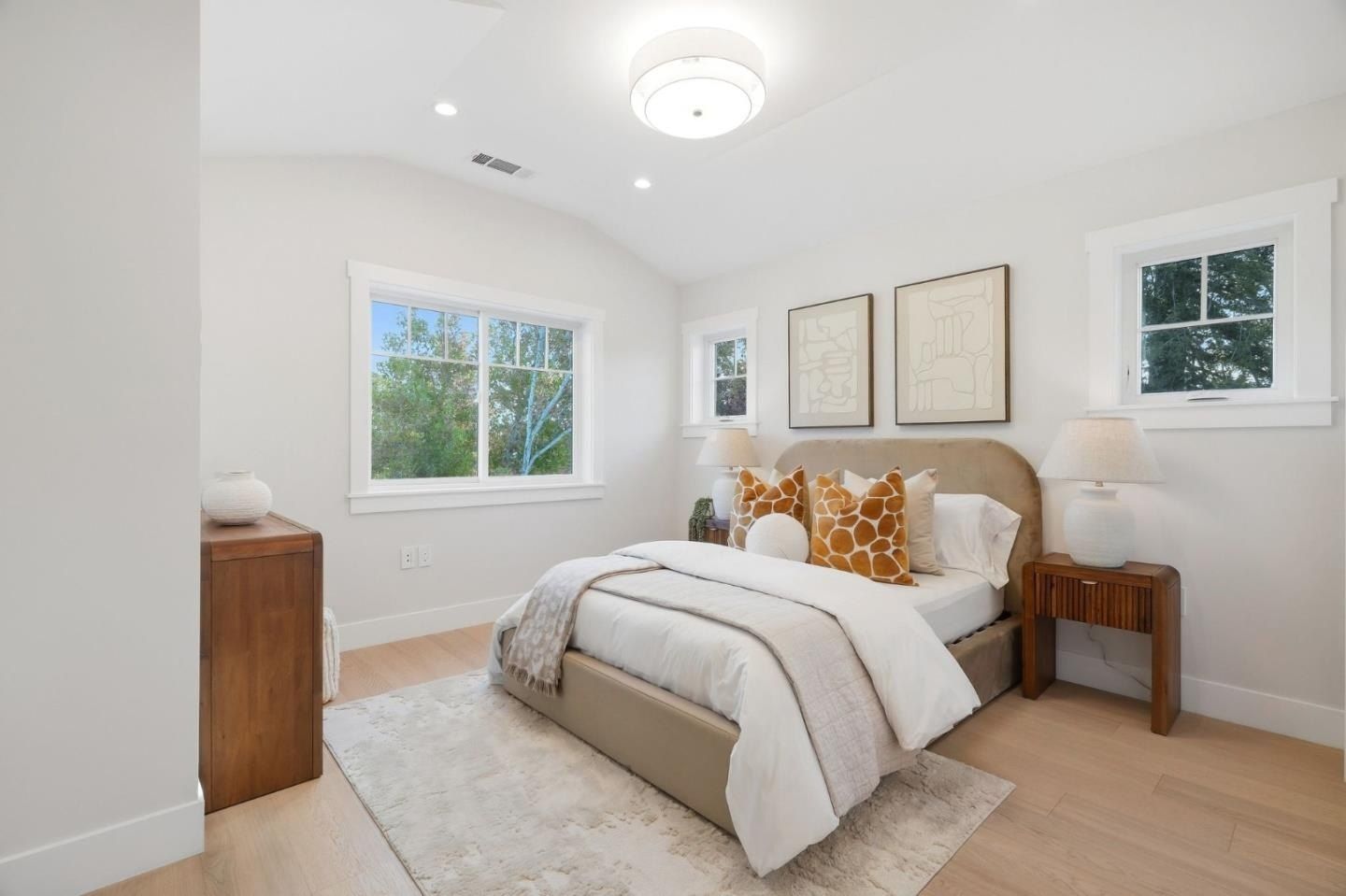 1029 Capuchino Ave. Burlingame, CA 94010