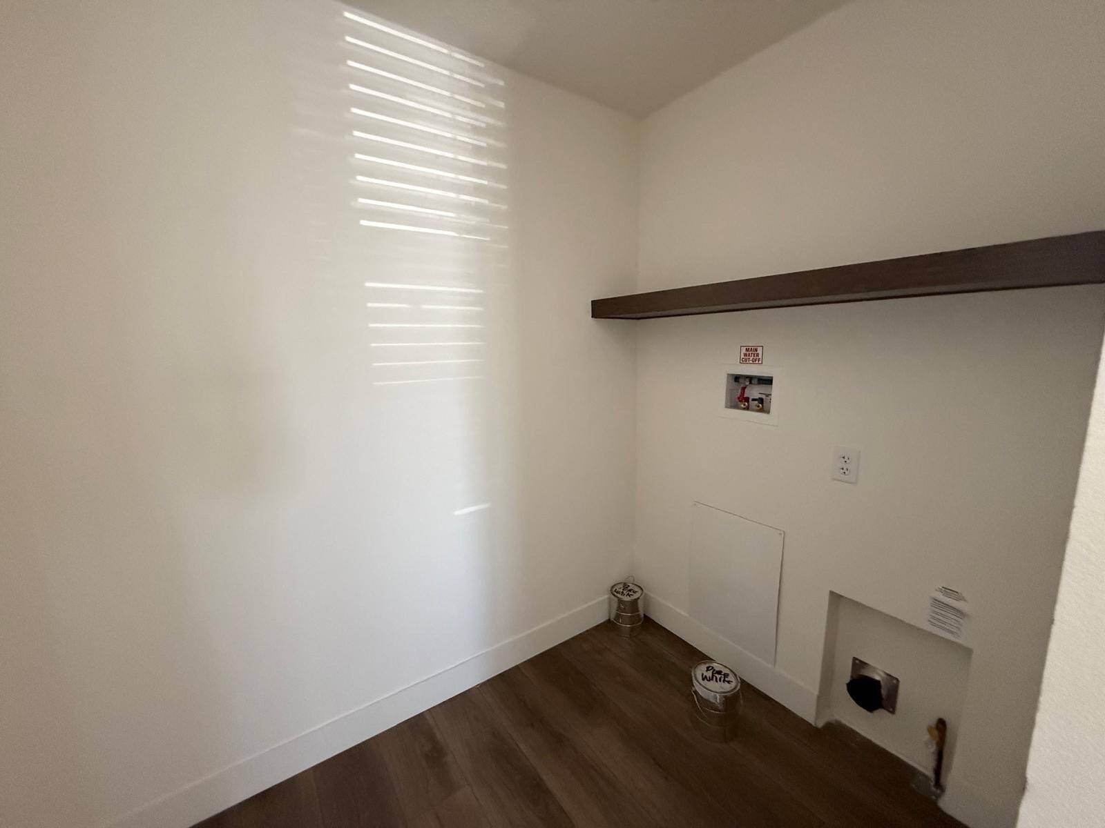 8476 Thompson Rd. Winchester, CA 92596