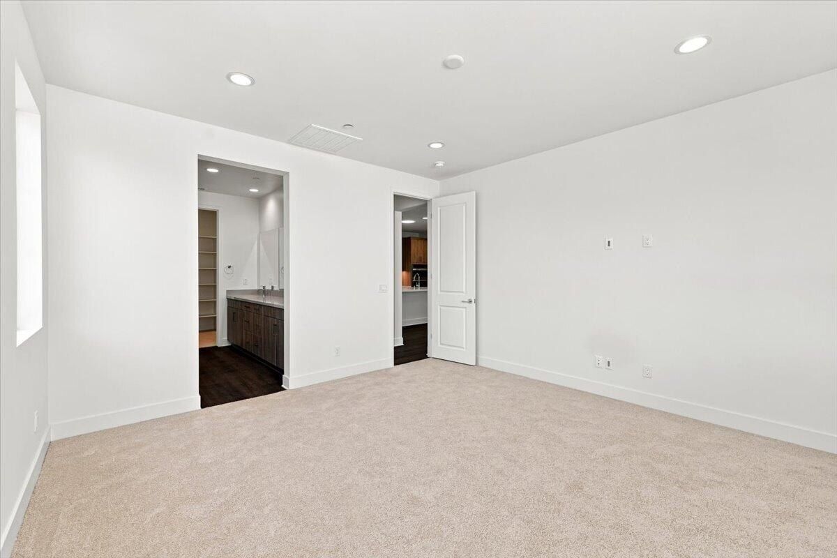 36334 Calle Torre. Cathedral City, CA 92234