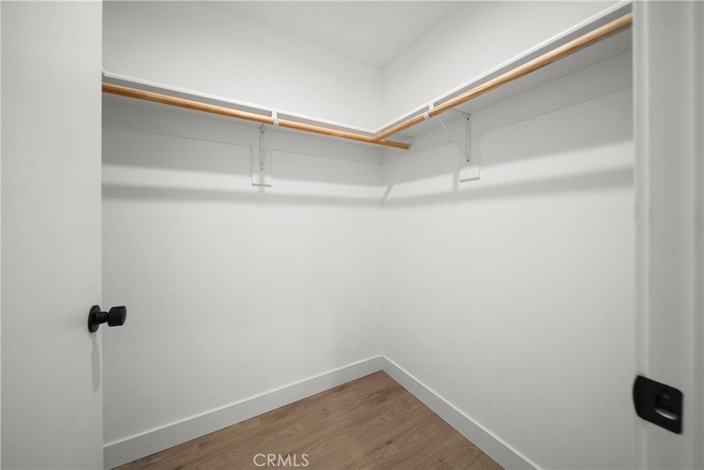 171 S Hoover. Los Angeles, CA 90004
