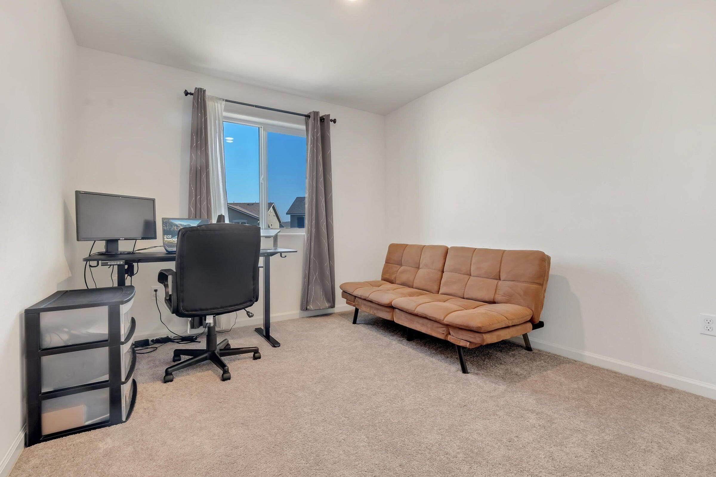 2207 S Crumal Street. Visalia, CA 93292