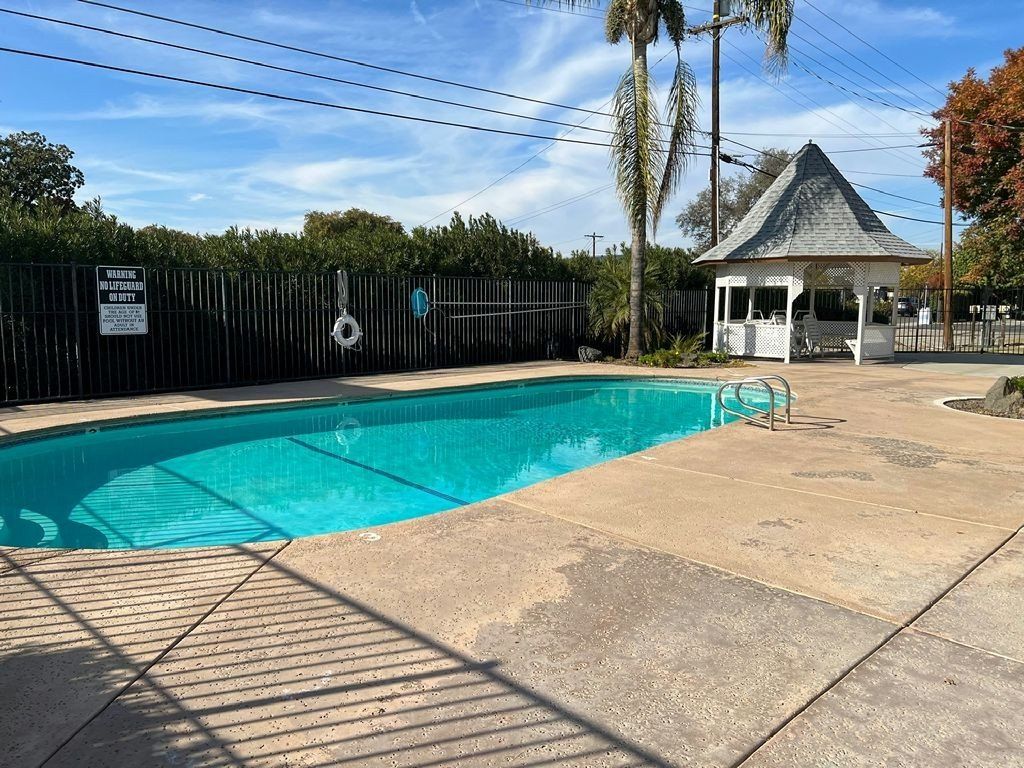 820 S Chinowth Road. Visalia, CA 93277