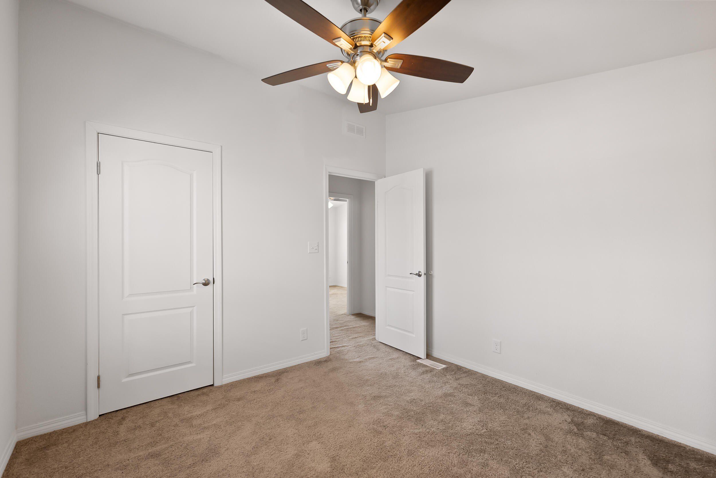 60382 Stearman Road. Landers, CA 92285
