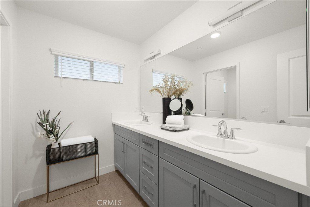 2457 1St Avenue. La Verne, CA 91750