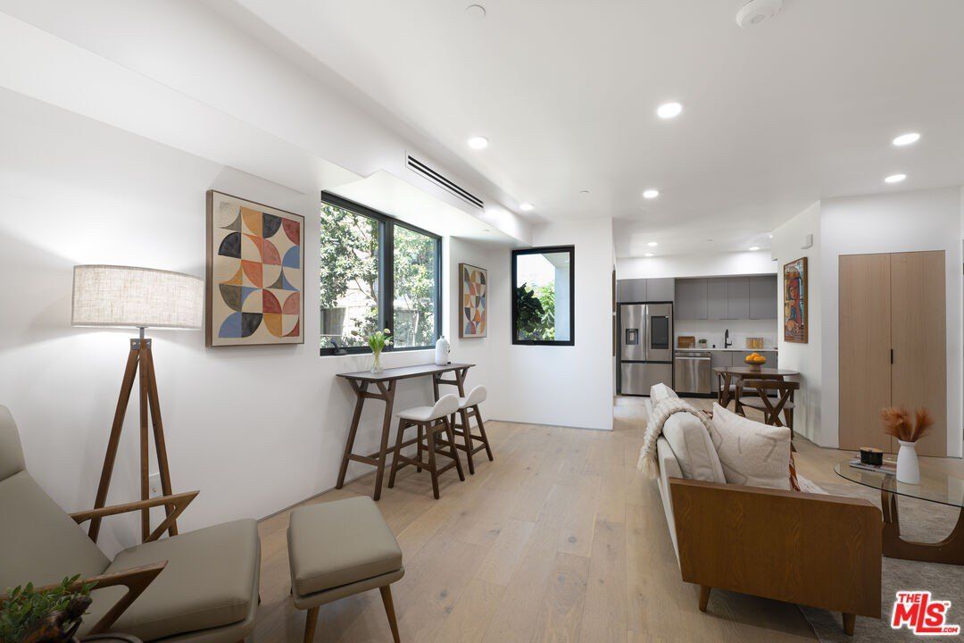 1361 Kelton Ave. Los Angeles, CA 90024
