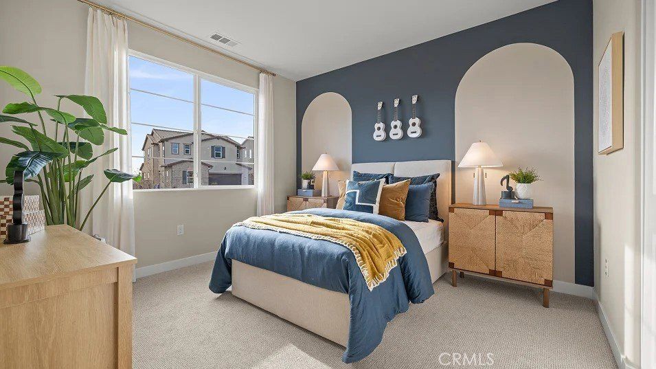 2010 Pyrenes Place. Santa Paula, CA 93060