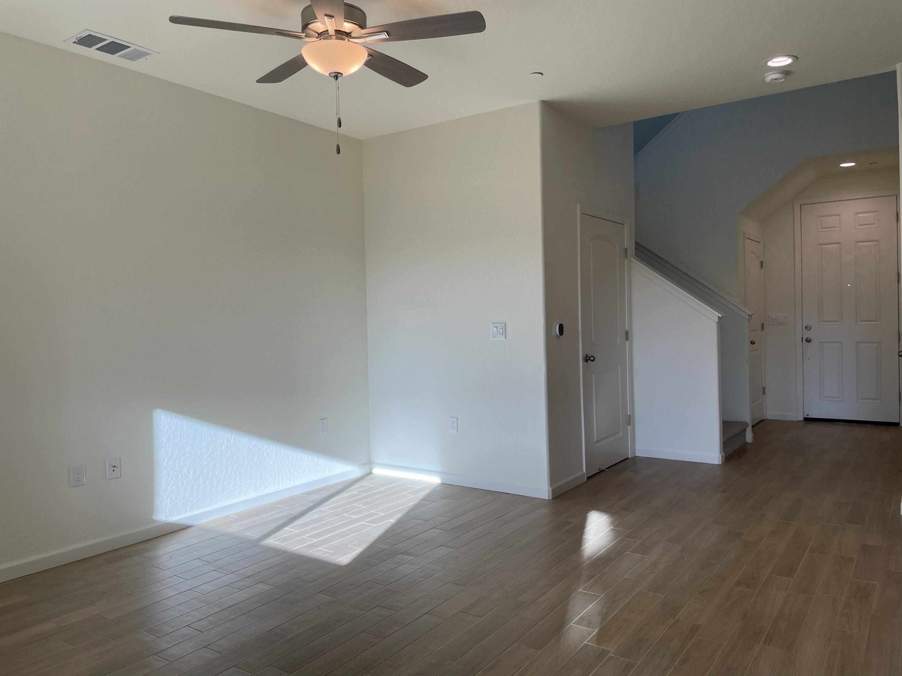 2887 Ruby Prt Street. Tulare, CA 93274