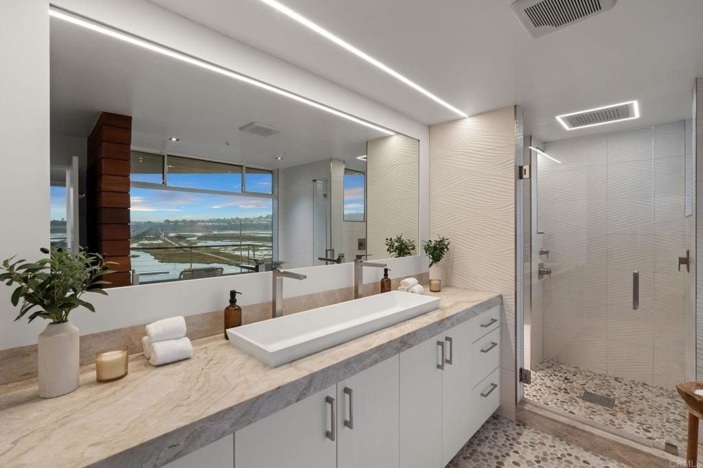 2516 San Elijo. Cardiff By The Sea, CA 92007