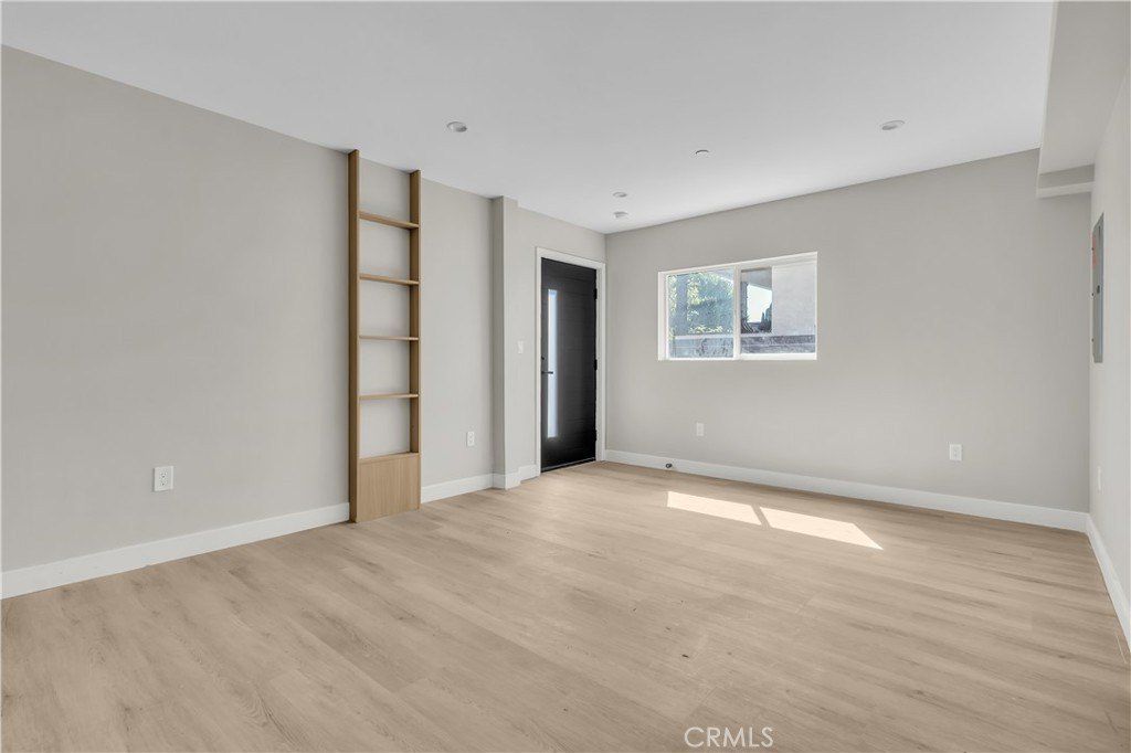 659 S Soto Street. Los Angeles, CA 90023