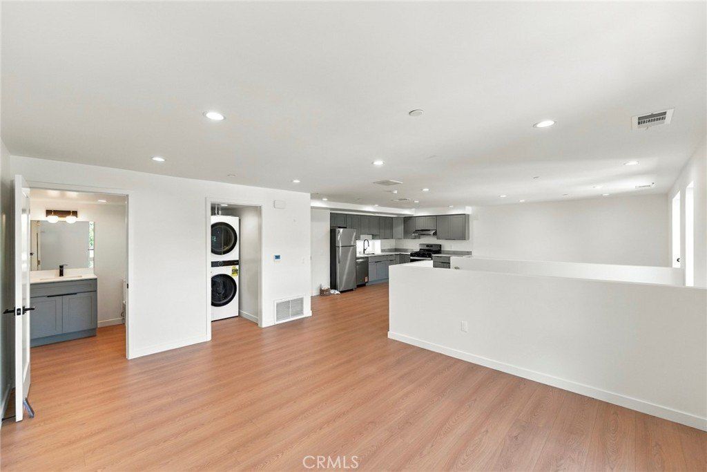176 N Catalina Ave. Pasadena, CA 91106