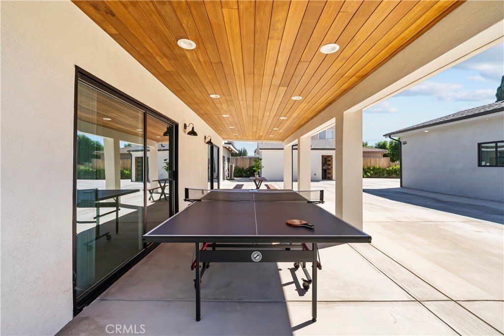 16360 Parthenia. North Hills, CA 91343