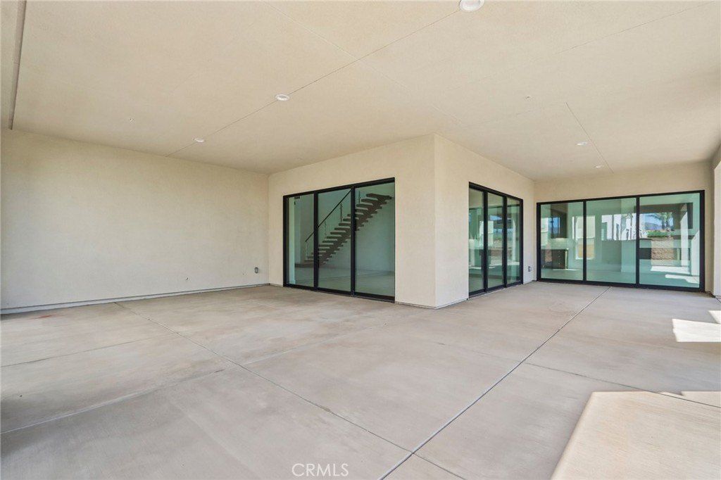 20580 Edgewood Court. Chatsworth, CA 91311