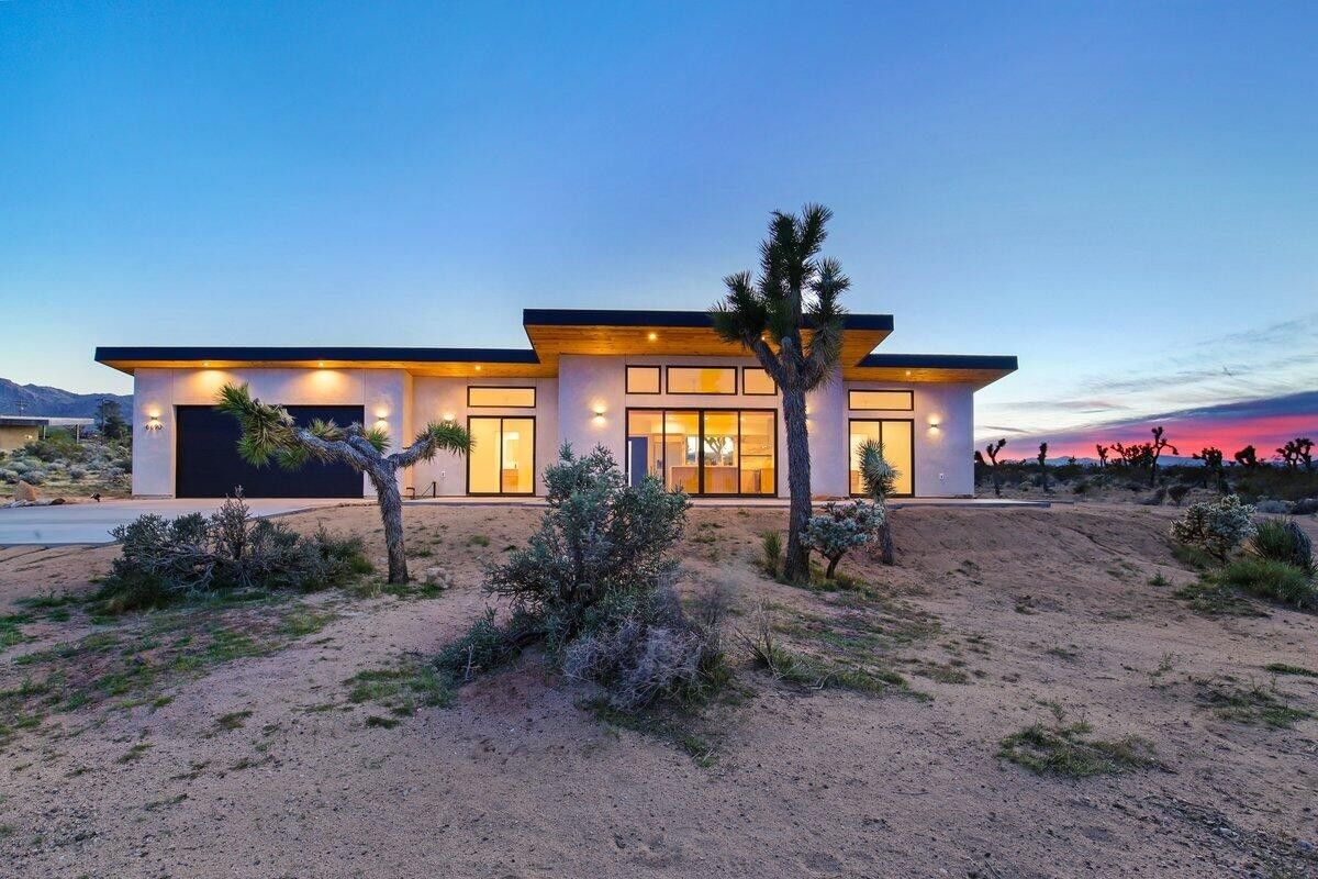 6690 Saddleback Road. Joshua Tree, CA 92252