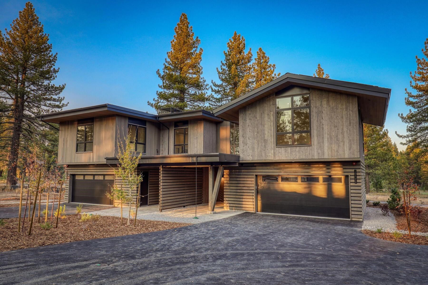 10047 Jakes Way. Truckee, CA 96161