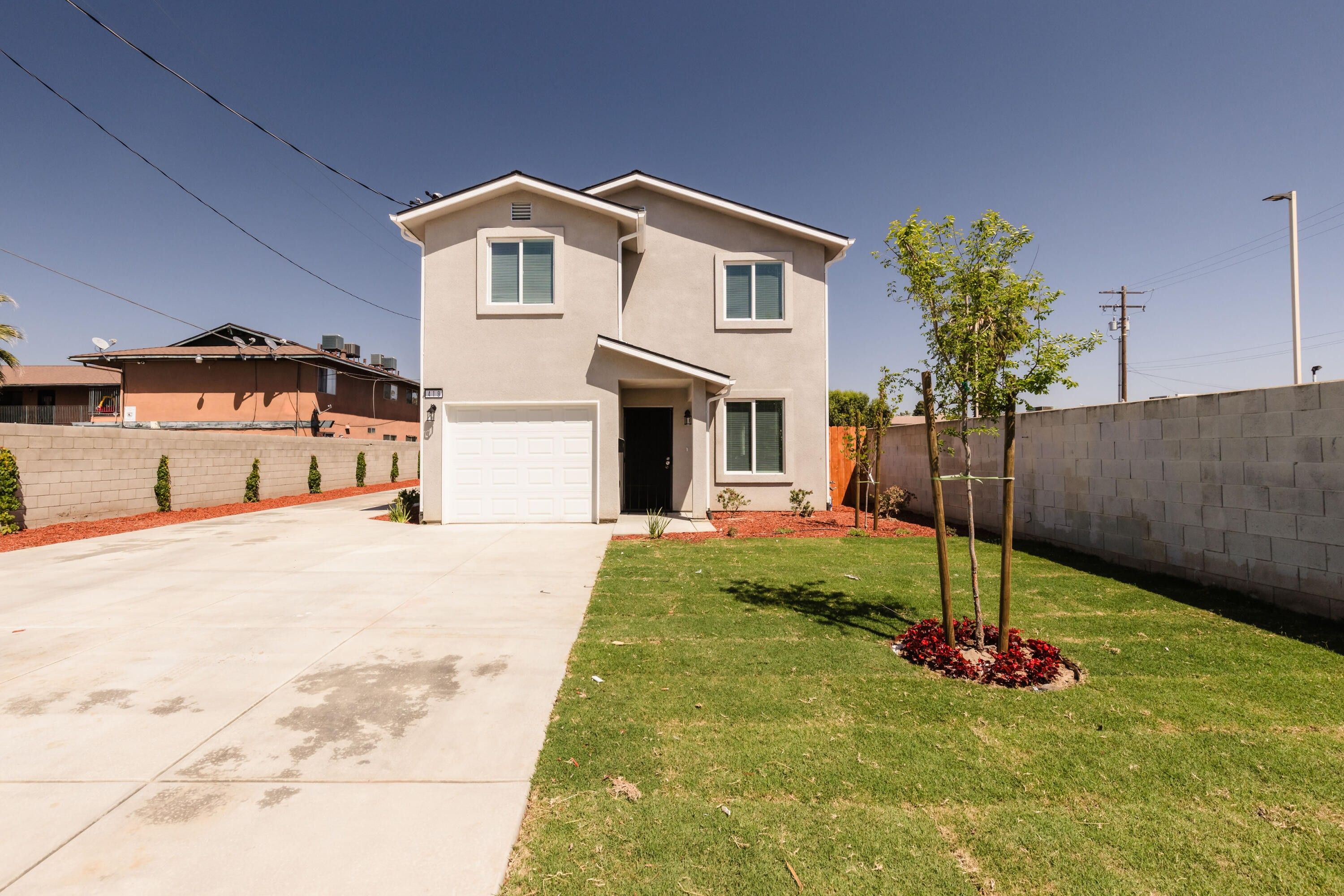 419 Kaweah St. Hanford, CA 93230