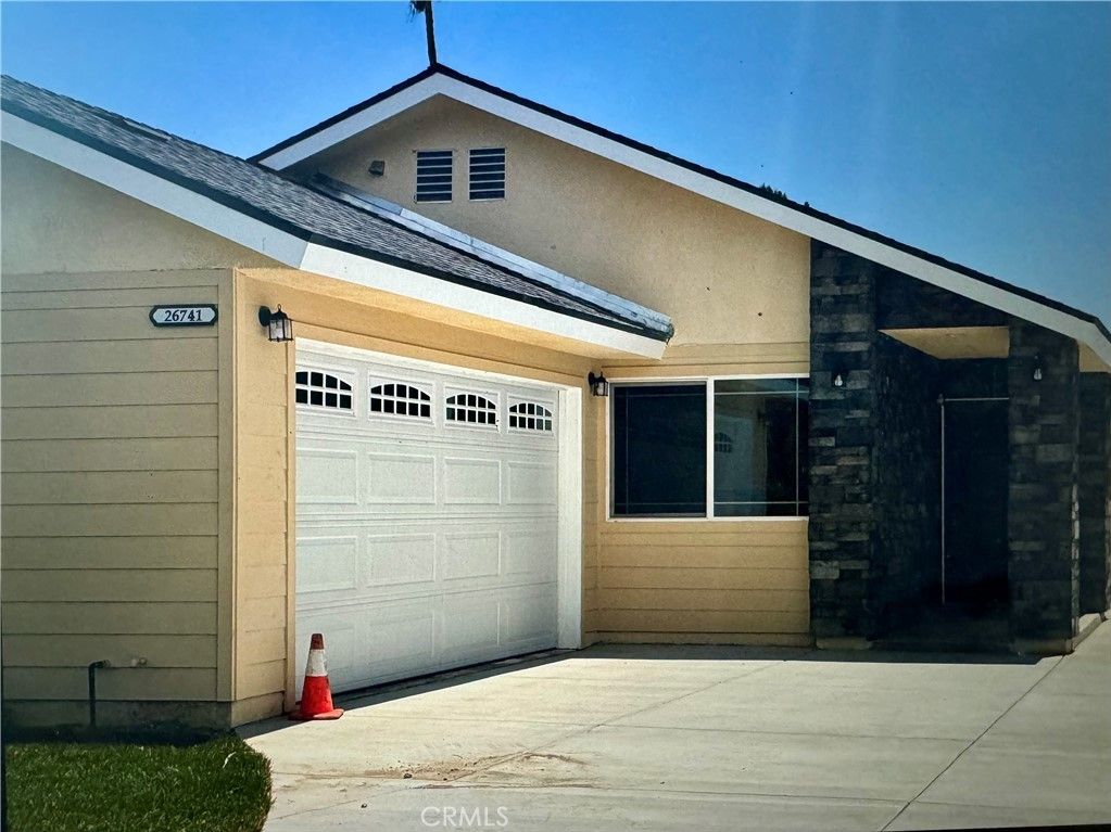 26741 Bruce Street. Highland, CA 92346