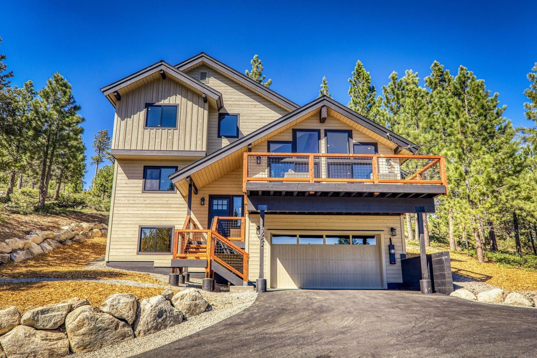 13952 Alder Creek Road. Truckee, CA 96161