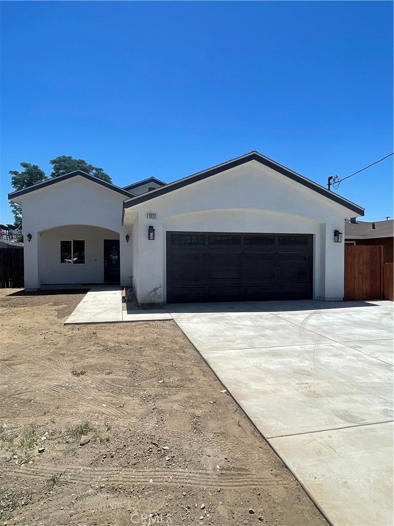 1027 Spruce Street. San Bernardino, CA 92411