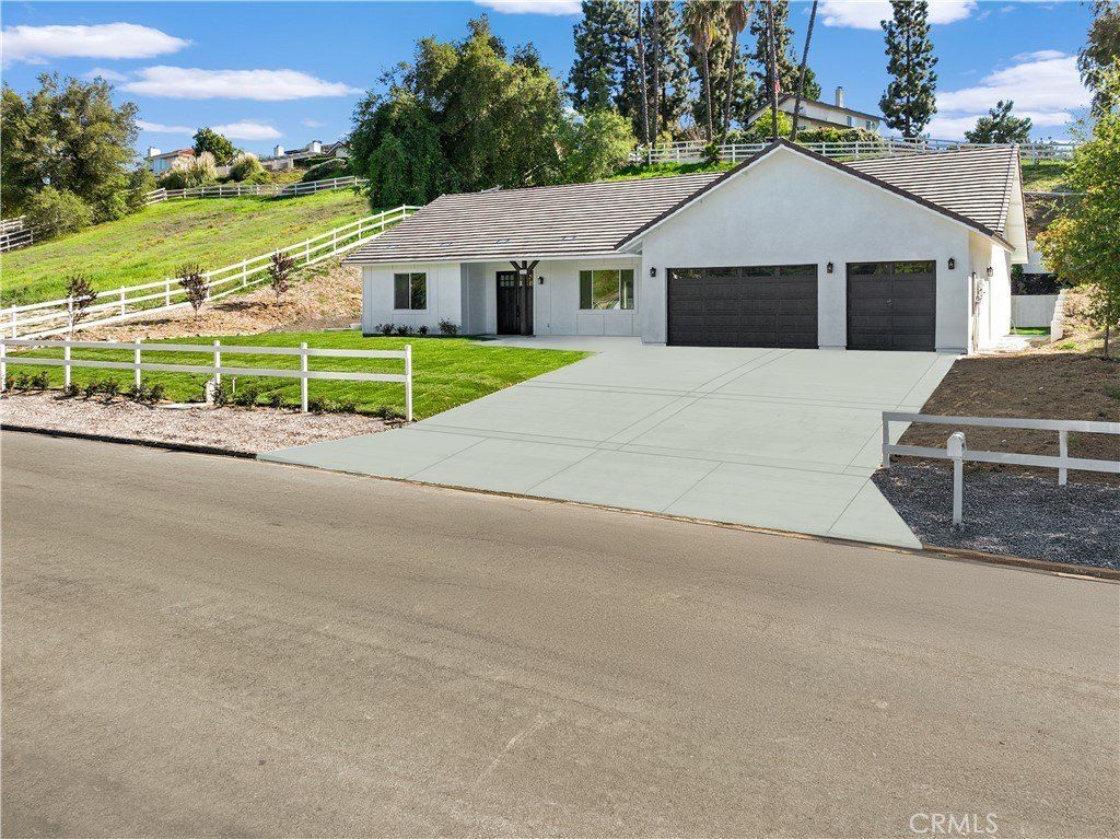 30233 Del Rey Road. Temecula, CA 92591