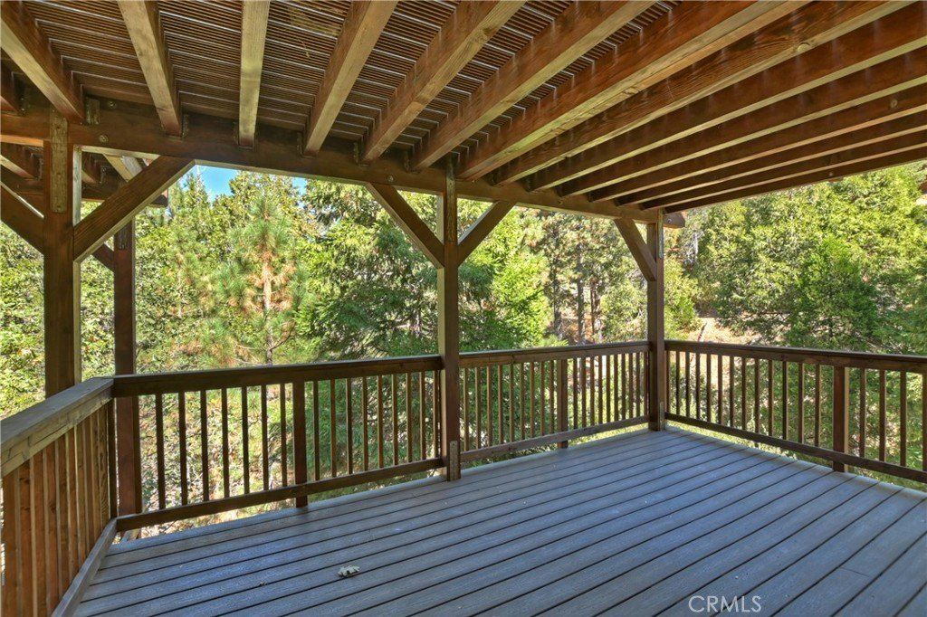 1285 N State Highway 173. Lake Arrowhead, CA 92352