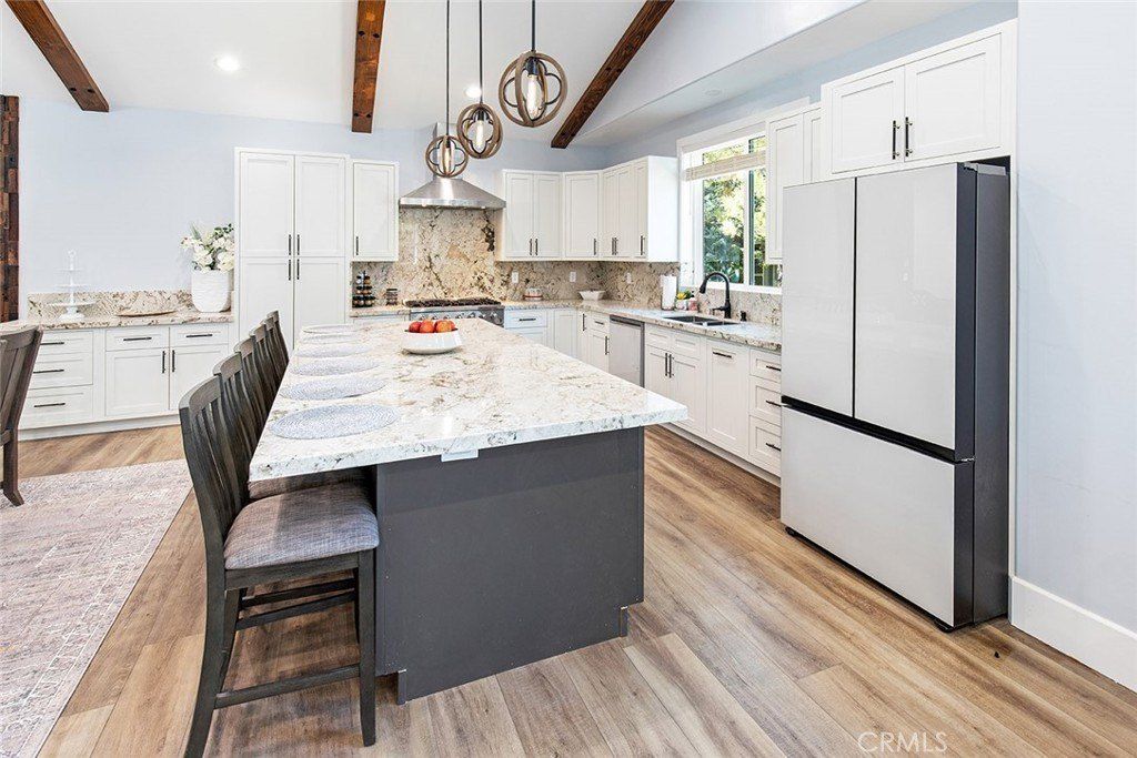 610 Blue Jay Road. Big Bear Lake, CA 92315