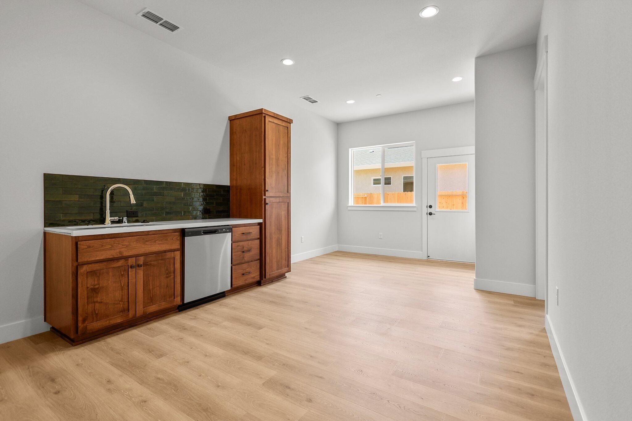 2864 River Mist Walk. Redding, CA 96001