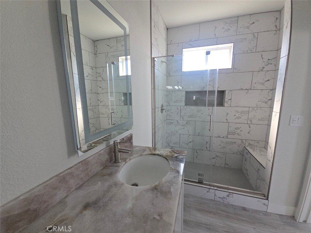 21500 Lassen. Chatsworth, CA 91311