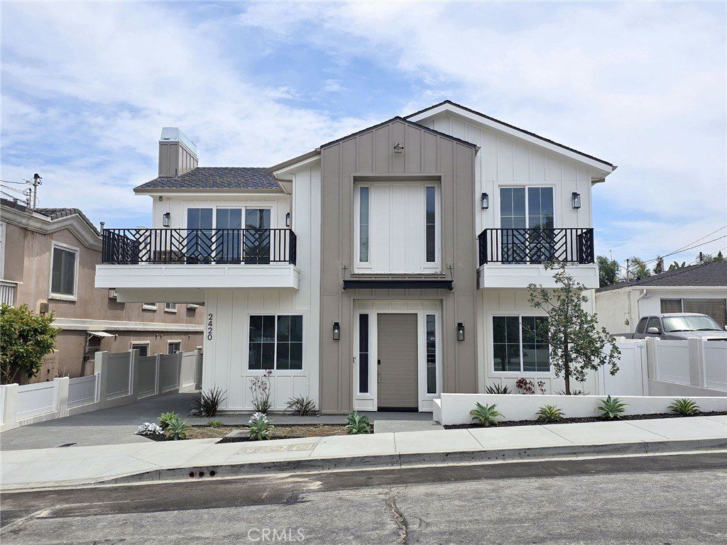2420 Ives Lane. Redondo Beach, CA 90278