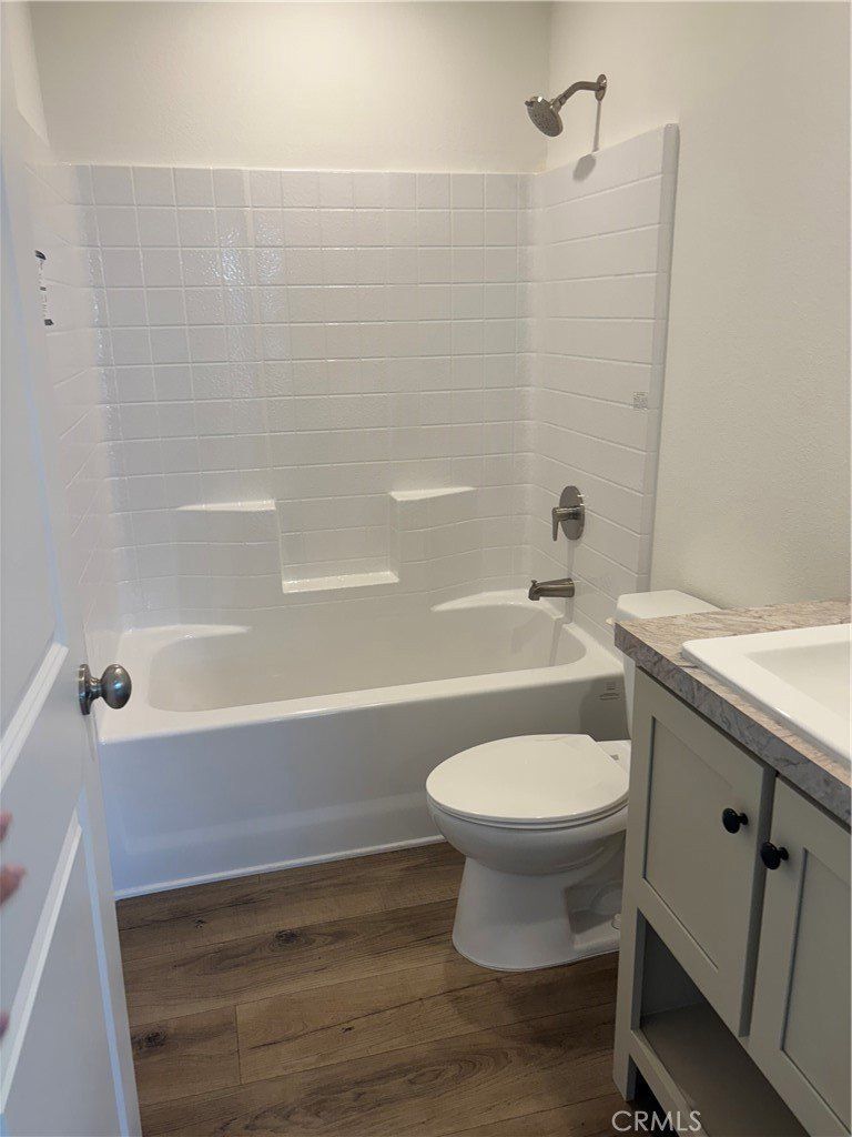 1097 N State Street. Hemet, CA 92543