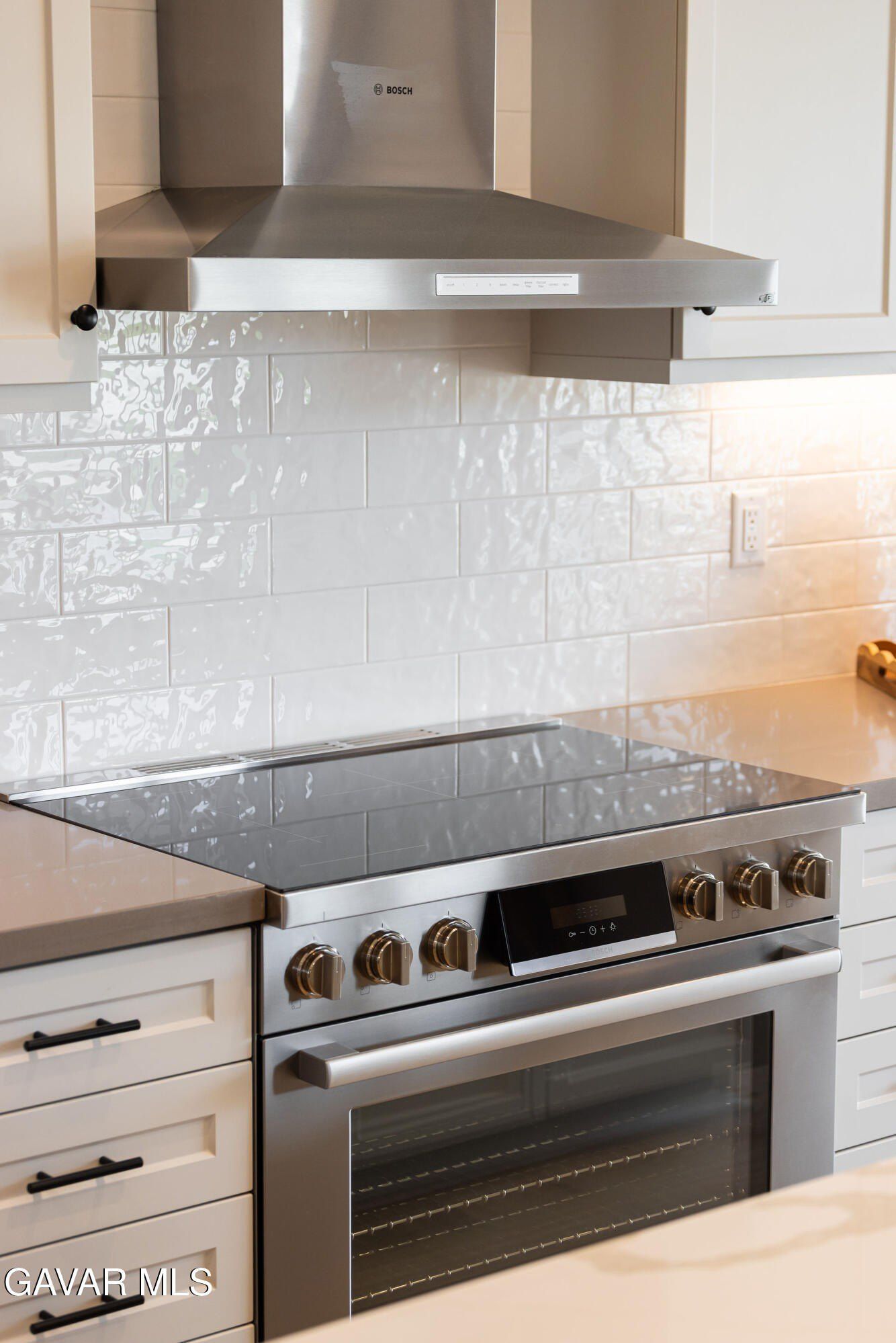 4032 Saddle Drive. Palmdale, CA 93551