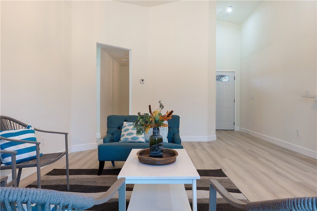 16241 Chestnut Street. Hesperia, CA 92345