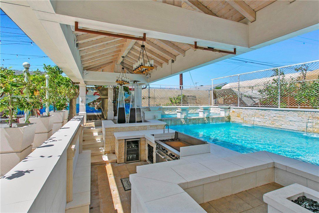 11425 178Th Street. Artesia, CA 90701