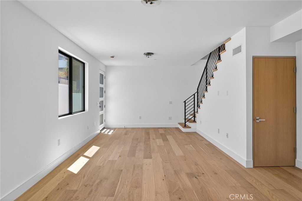 1011 S Prospect Avenue. Redondo Beach, CA 90277