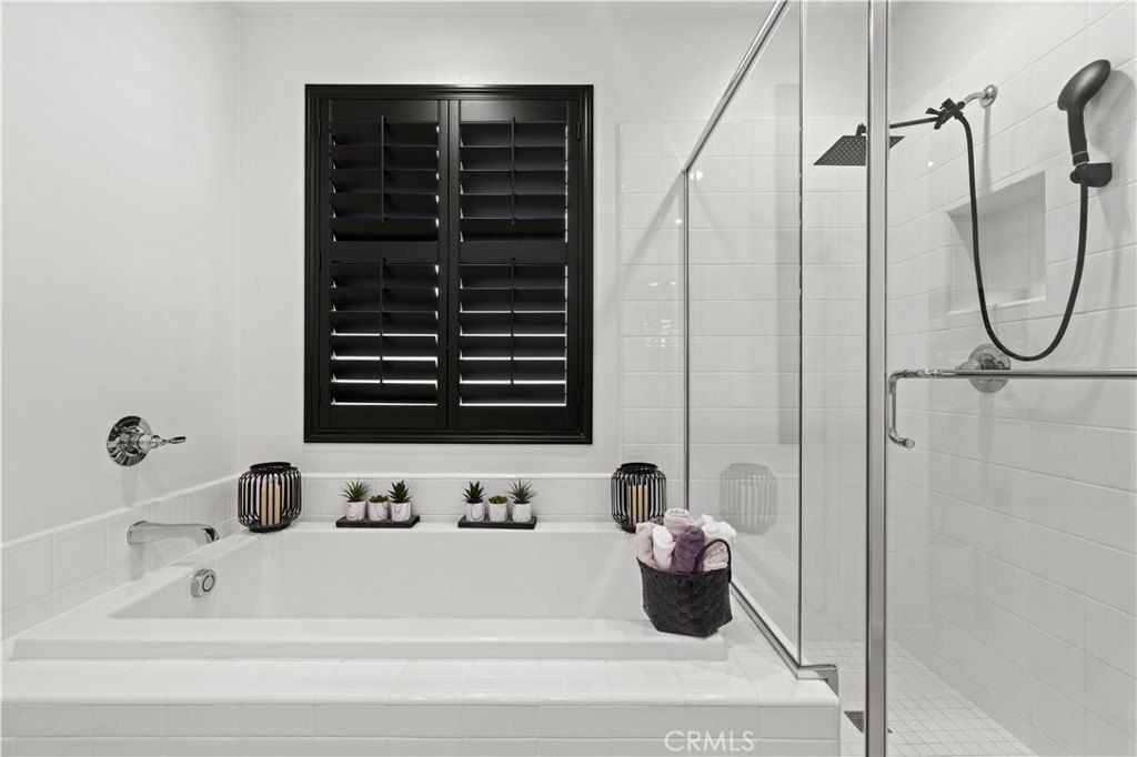 18134 Outlook Way. Santa Clarita, CA 91350