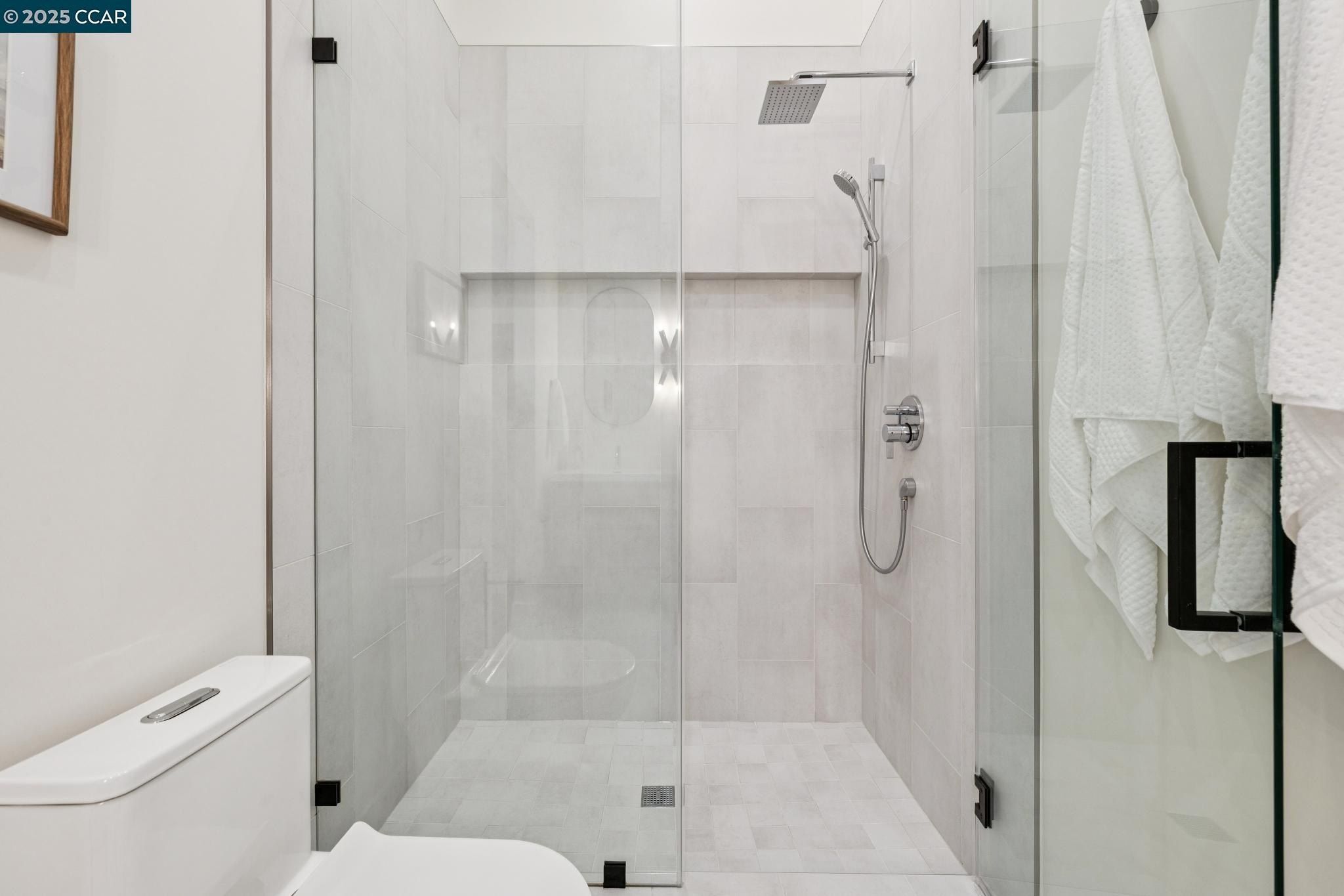 1270 64Th St. Emeryville, CA 94608