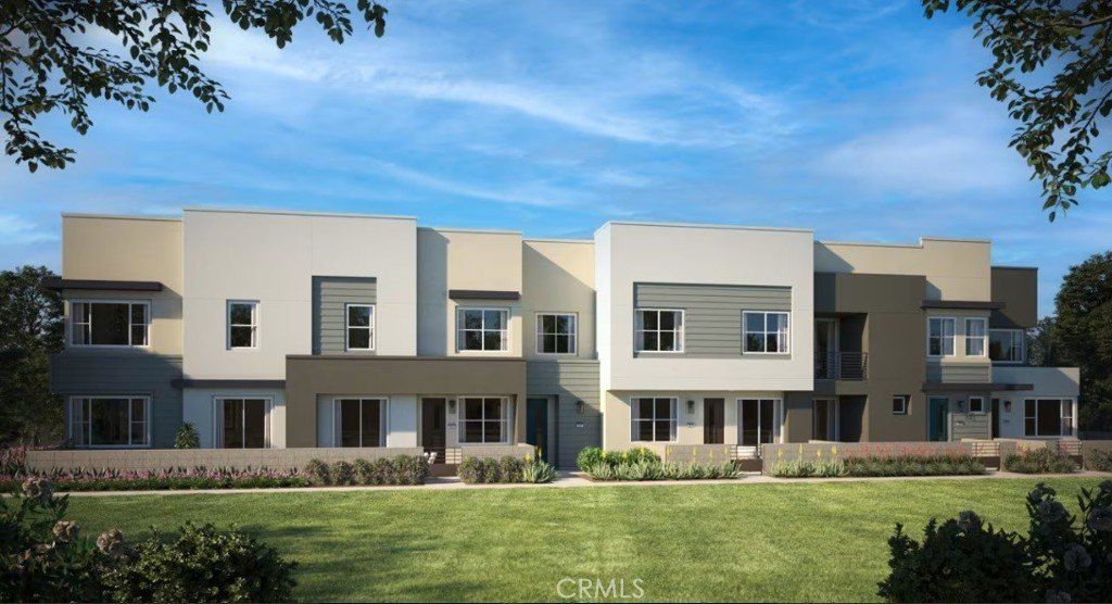 3679 S Eichler Paseo Unit 6. Ontario, CA 91761