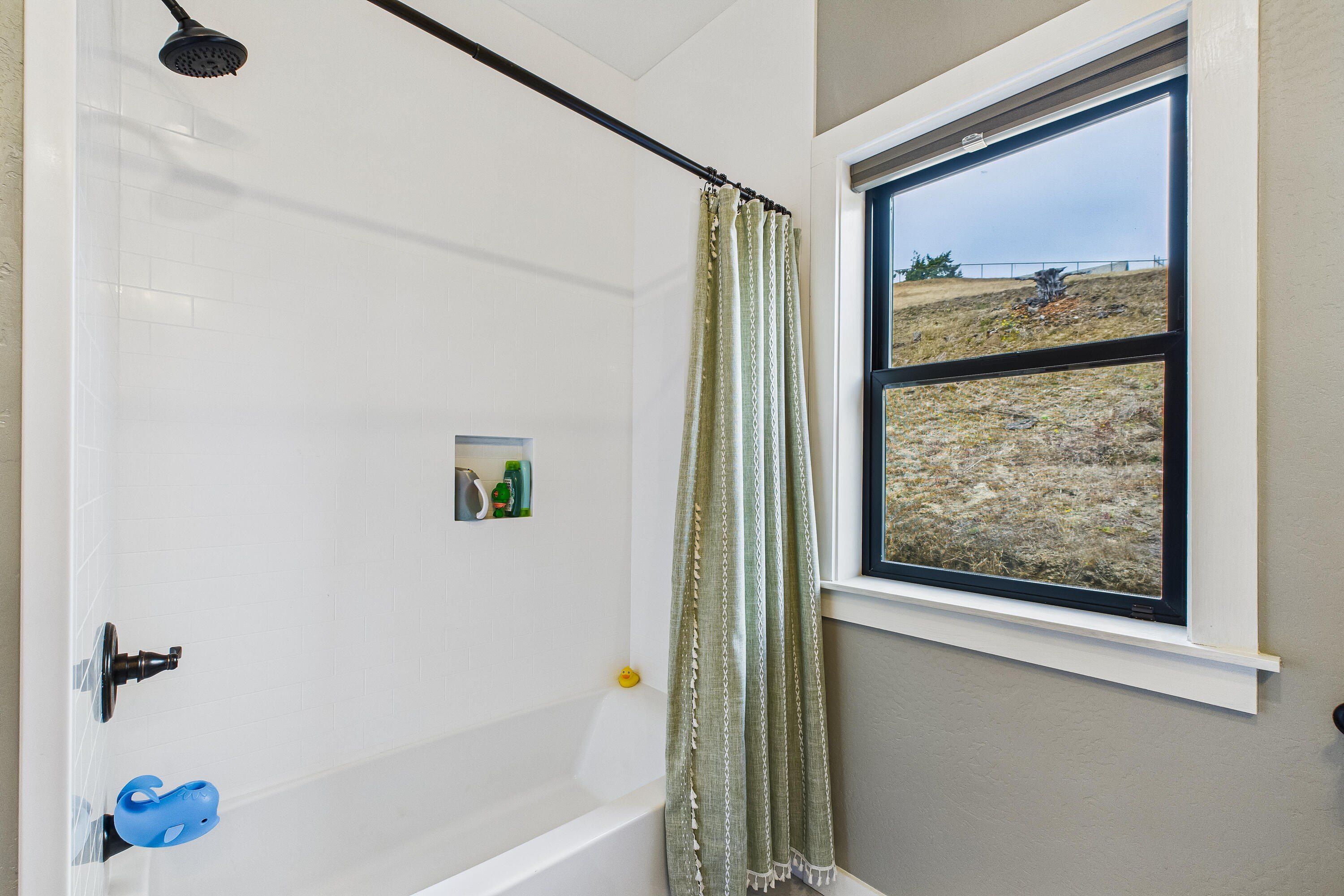 3092 Willis Lane. Hydesville, CA 95547