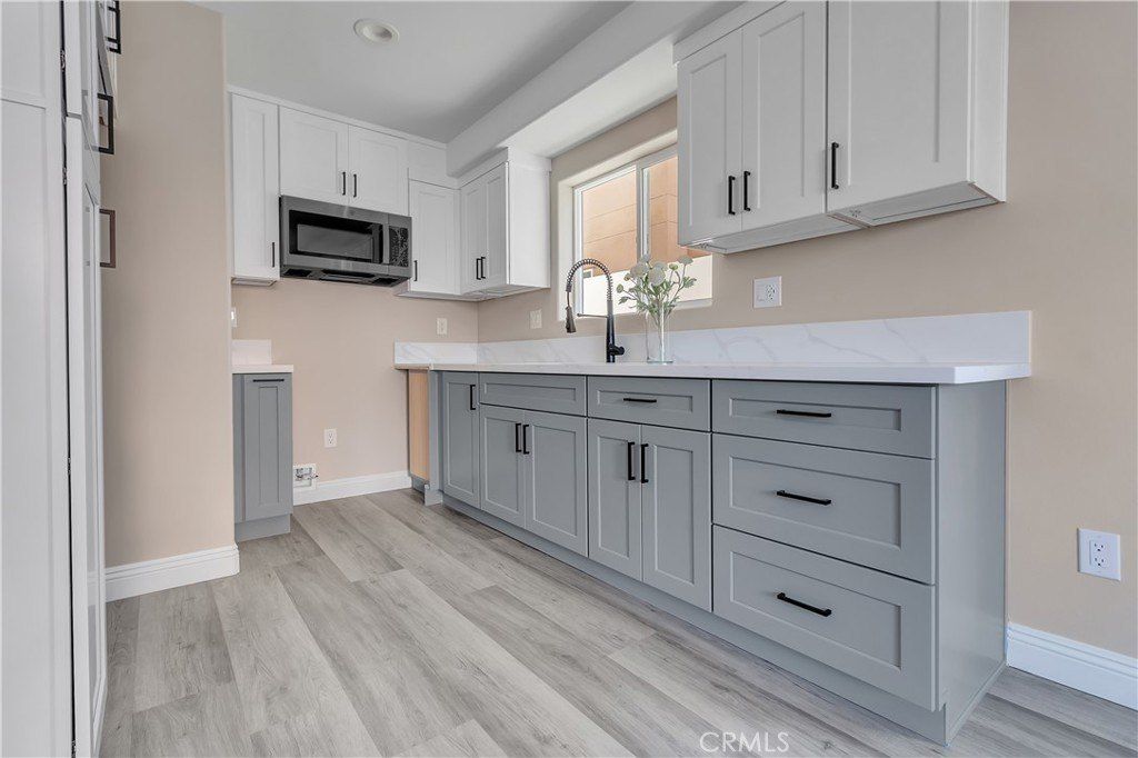 22022 Pioneer Blvd. Hawaiian Gardens, CA 90716