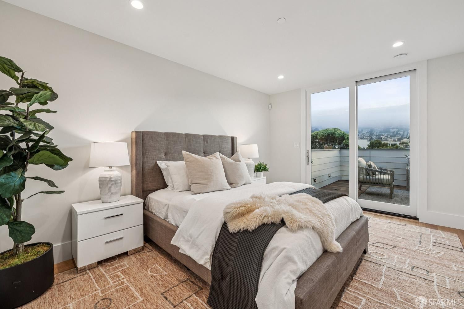 228 Vicksburg Street. San Francisco, CA 94114