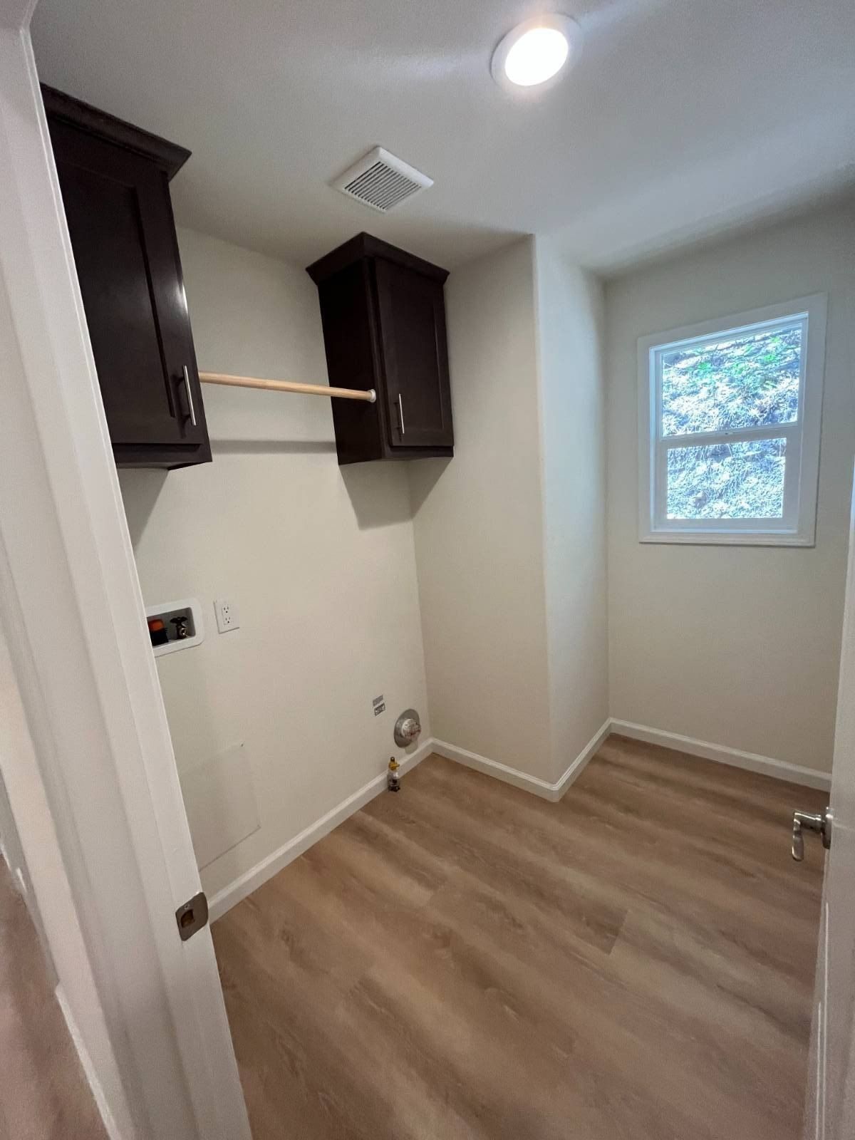 27500 Highway 189. Lake Arrowhead, CA 92352