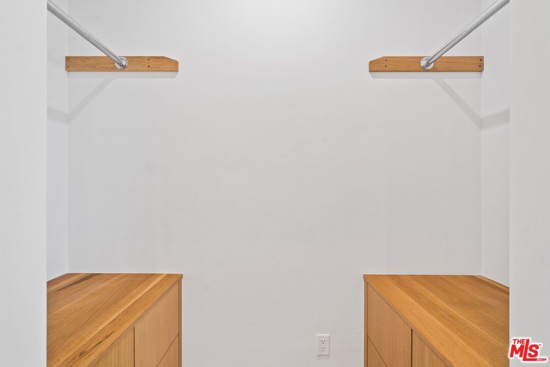 3601 Mclaughlin Ave. Los Angeles, CA 90066