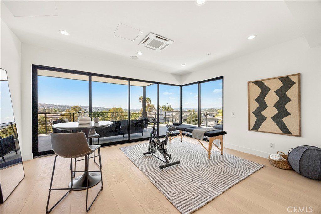 7653 Corto Road. Anaheim Hills, CA 92808