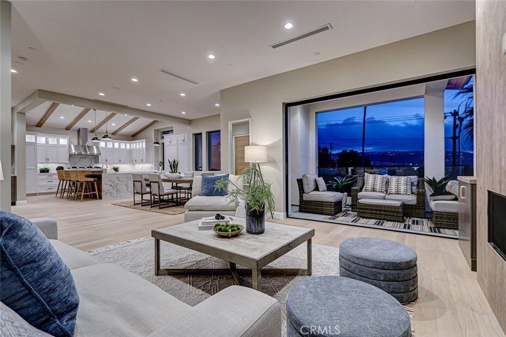 641 S Gertruda Avenue. Redondo Beach, CA 90277