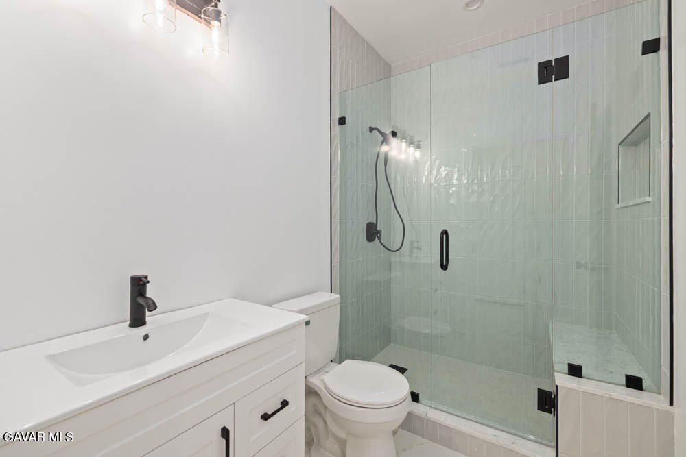 36733 E 42Nd Street. Palmdale, CA 93550